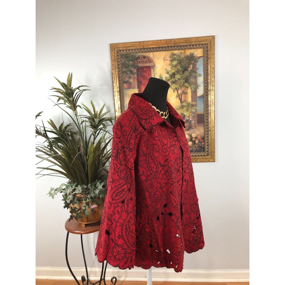 Trenz by Theresa Renz Embroidered Jacket Women's Size 1X Red Cut-Out Elegant - Picture 2 of 6